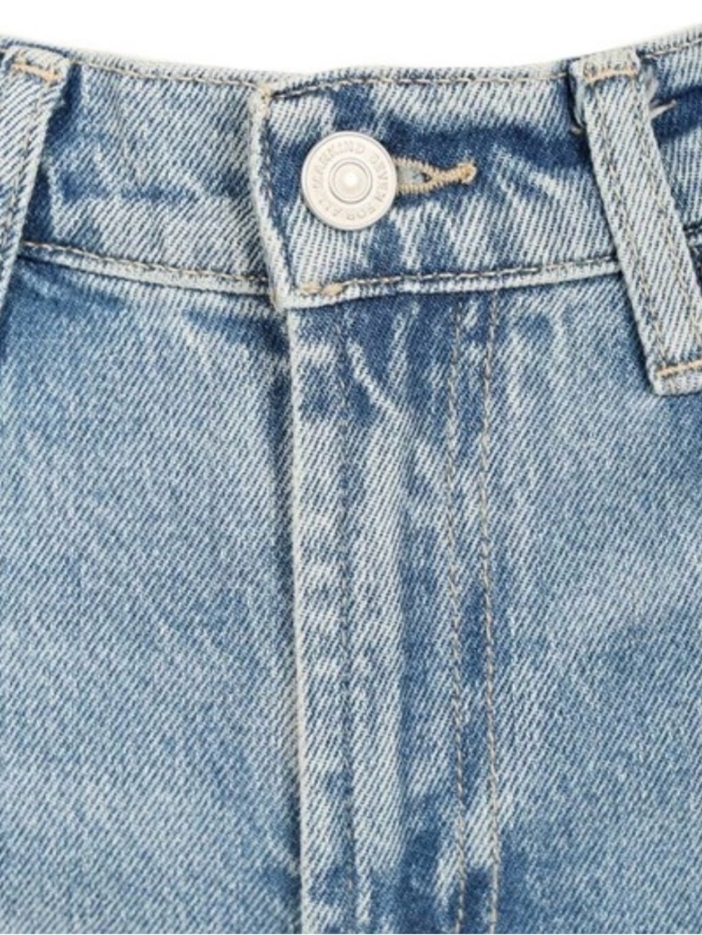 NWT BEYONCE 🌟 ⭐️ 💫 Levi's Light Blue Denim Jeans with Leather Patch - Picture 11 of 13